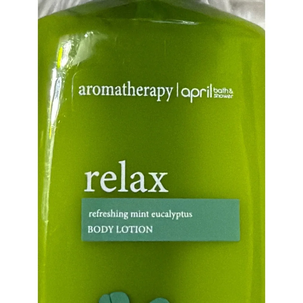 April Bath & Shower Aromatherapy Relax Body Lotion Mint Eucalyptus 10oz Set of 2